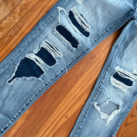 Soho Jeans Women Size 0 Ripped Distressed Light Wash Boyfriend - Picture 5 of 7